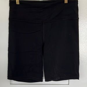Athleta Elation bike short